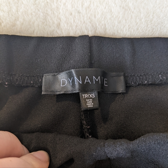 Dynamite Black Pencil Skirt - Picture 6 of 6